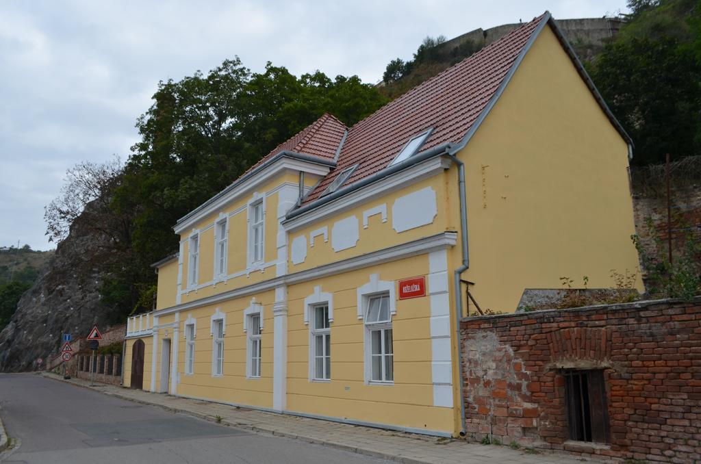 Vinarske Apartmany Znojmo Exteriör bild